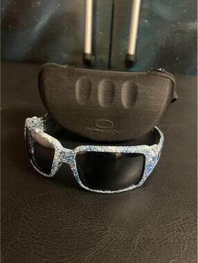 Oakley Oil Drum Custom Blue Paint Splatter Sunglasses USA with Case NO LENS